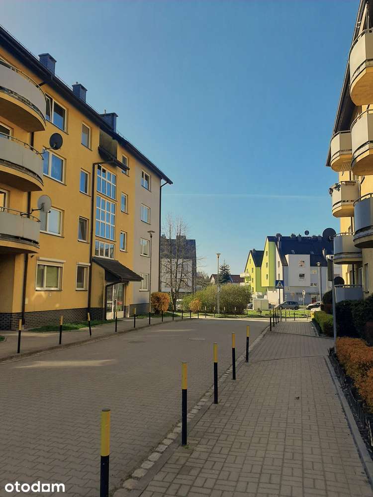 Bardzo ładne 2 pokoje, oddzielna kuchnia p1/3,2006,balkon,komórka lok.