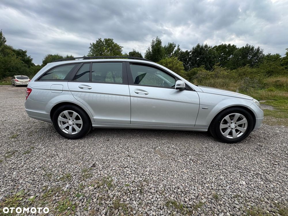 Mercedes-Benz Klasa C 180 BlueEFFICIENCY 7G-TRONIC Elegance - 10