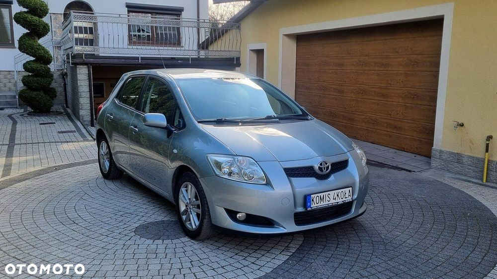 Toyota Auris - 8