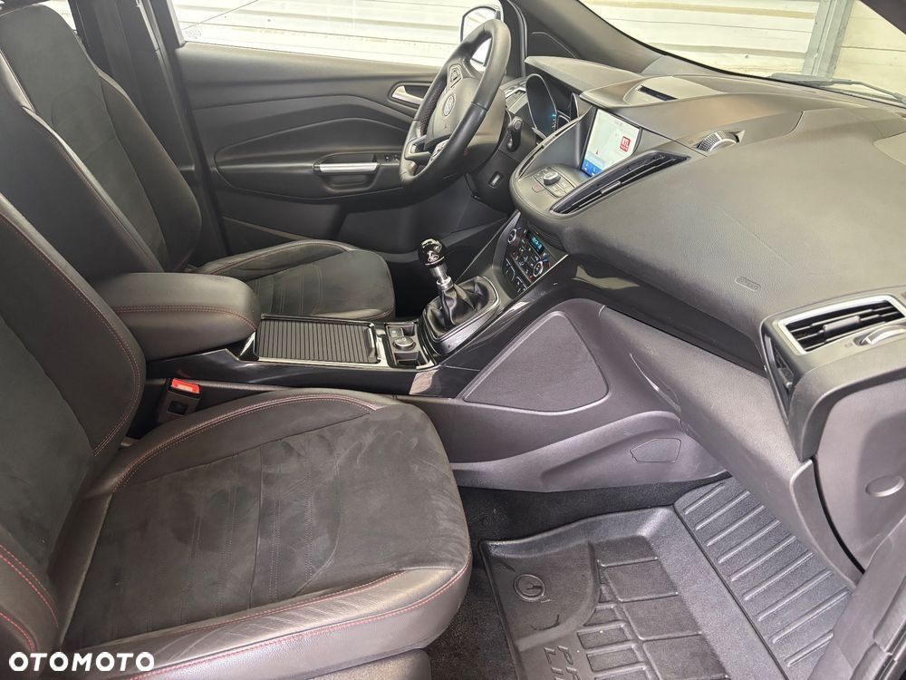Ford Kuga 2.0 TDCi AWD ST-Line Black - 19