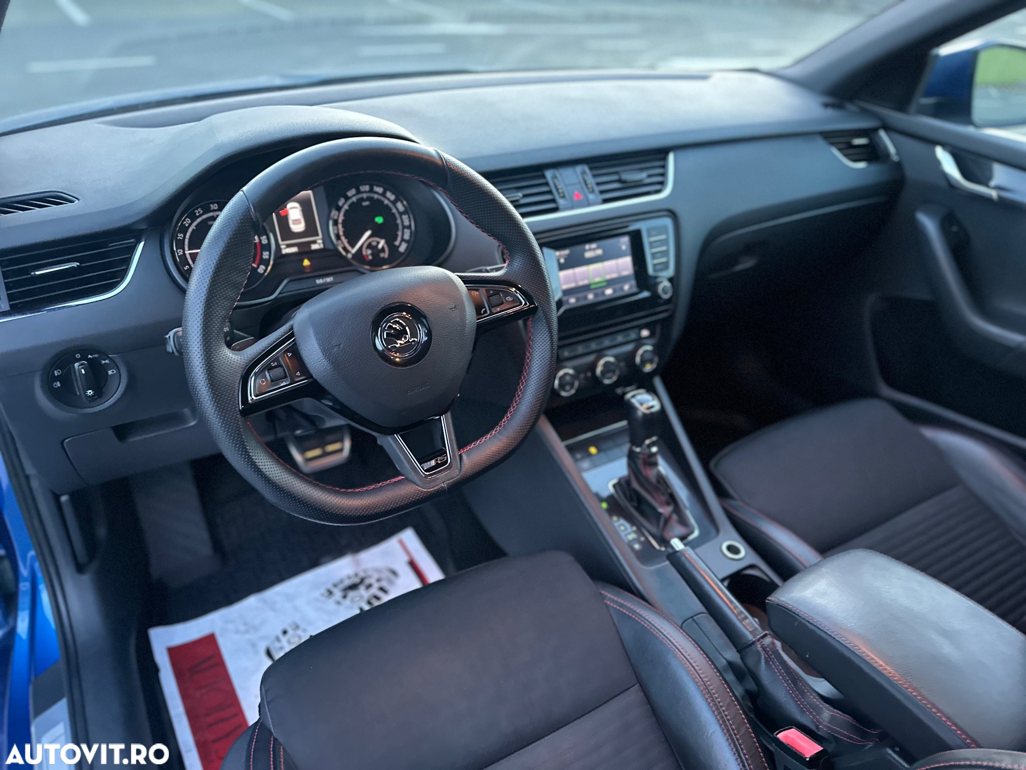 Skoda Octavia 2.0 TDI RS DSG - 21