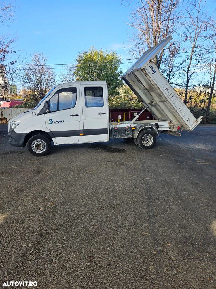 Mercedes-Benz Sprinter - 2