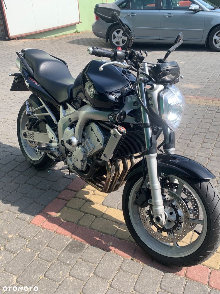 Yamaha FZ6 - 1
