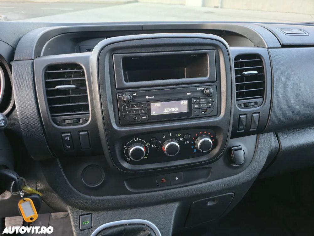 Renault Trafic - 8