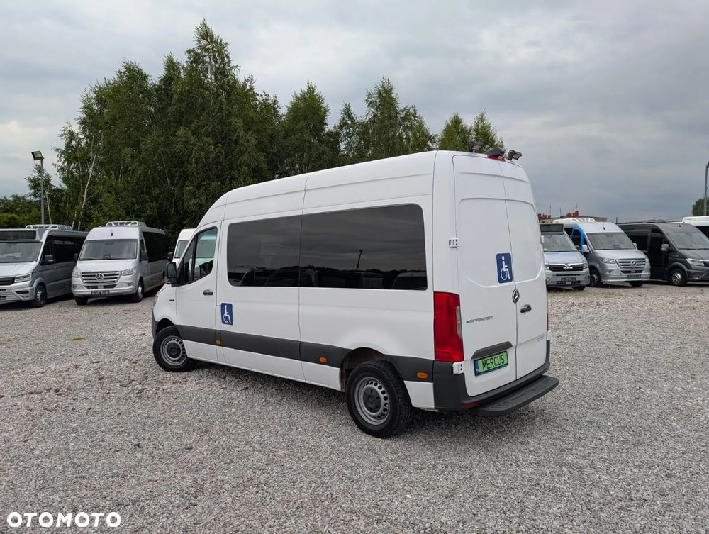Mercedes-Benz Sprinter - 10