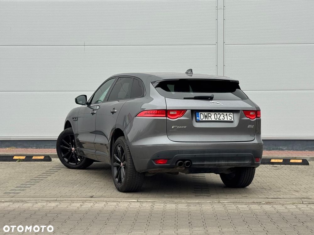 Jaguar F-Pace 2.0 i4D AWD R-Sport - 7