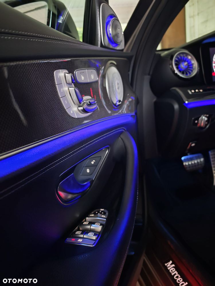 Mercedes-Benz Klasa E 220 d Business Edition 9G-TRONIC - 35