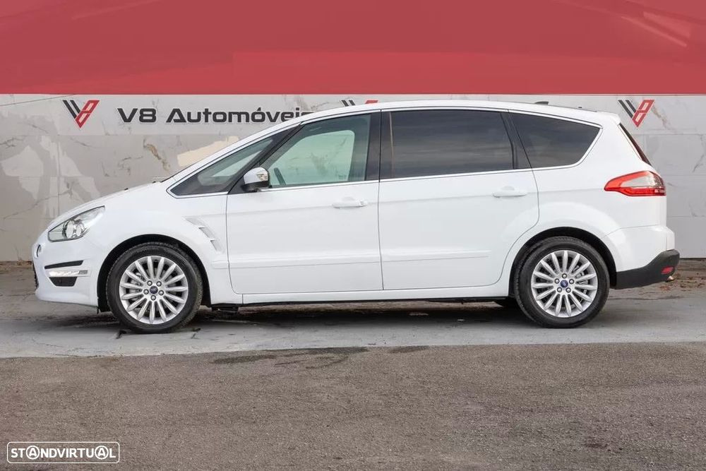 Ford S-Max 2.0 TDCi Titanium 7L 143g - 2