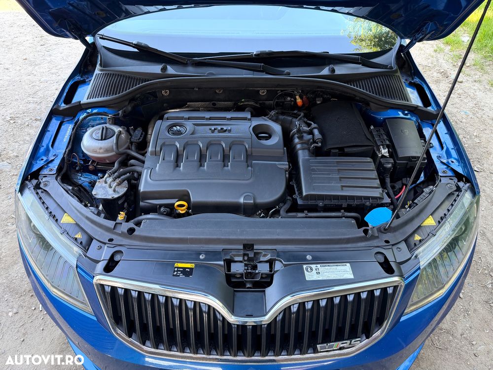 Skoda Octavia 2.0 TDI DSG RS - 19