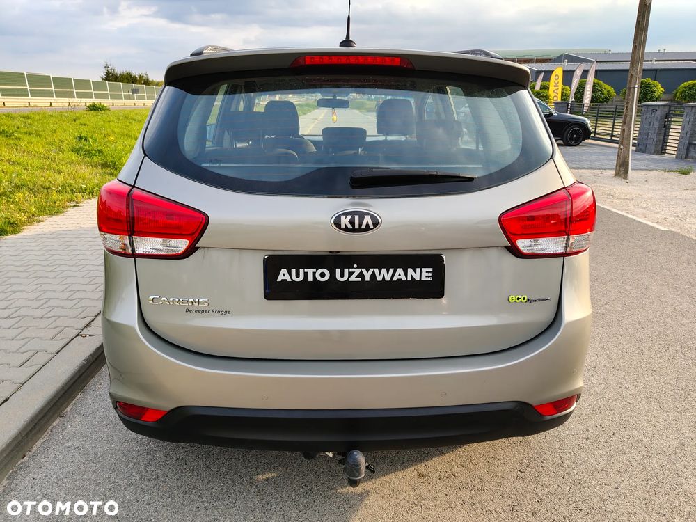 Kia Carens 1.7 CRDi M - 39
