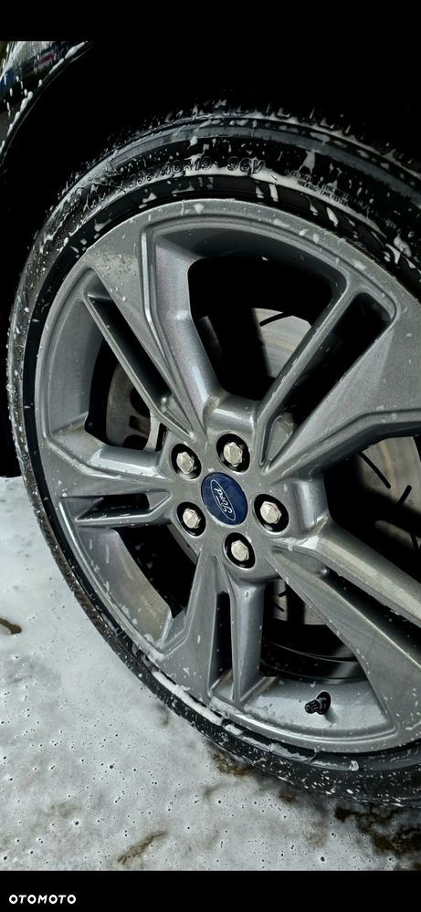 Ford Fusion - 6