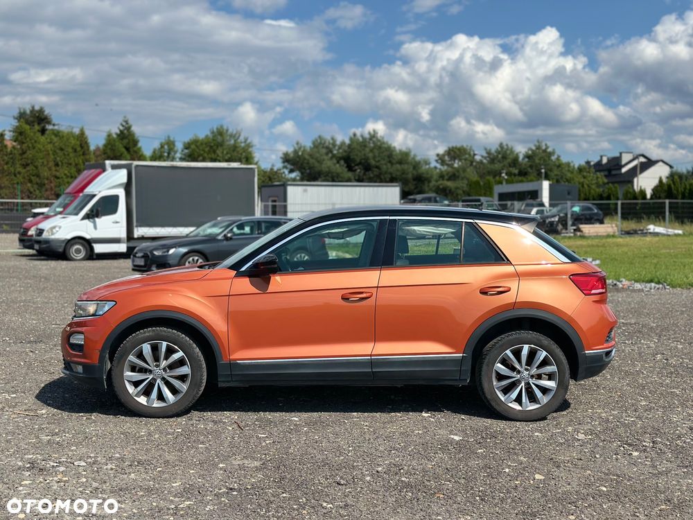 Volkswagen T-Roc - 18