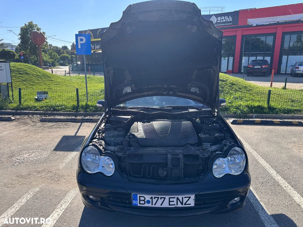 Mercedes-Benz C - 9