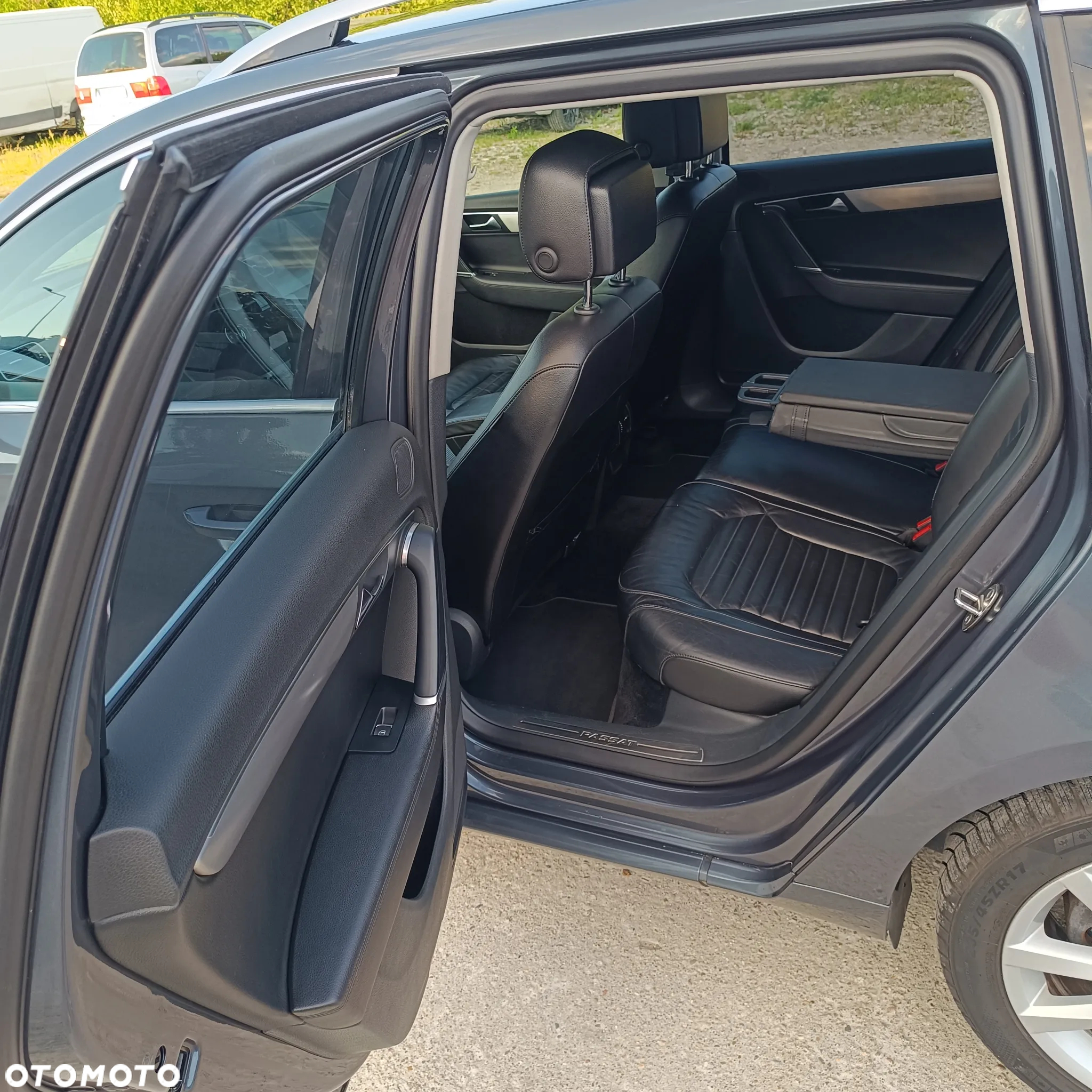 Volkswagen Passat 2.0 TDI Comfortline DSG - 6