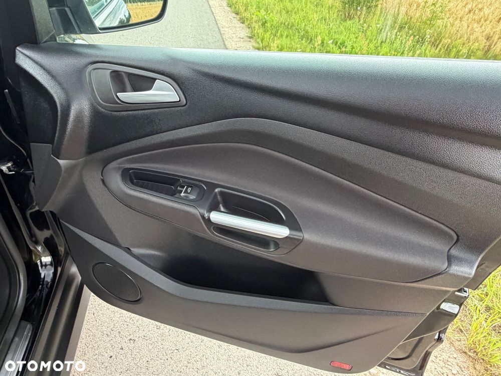 Ford C-MAX 1.5 TDCi Start-Stop-System Titanium - 33