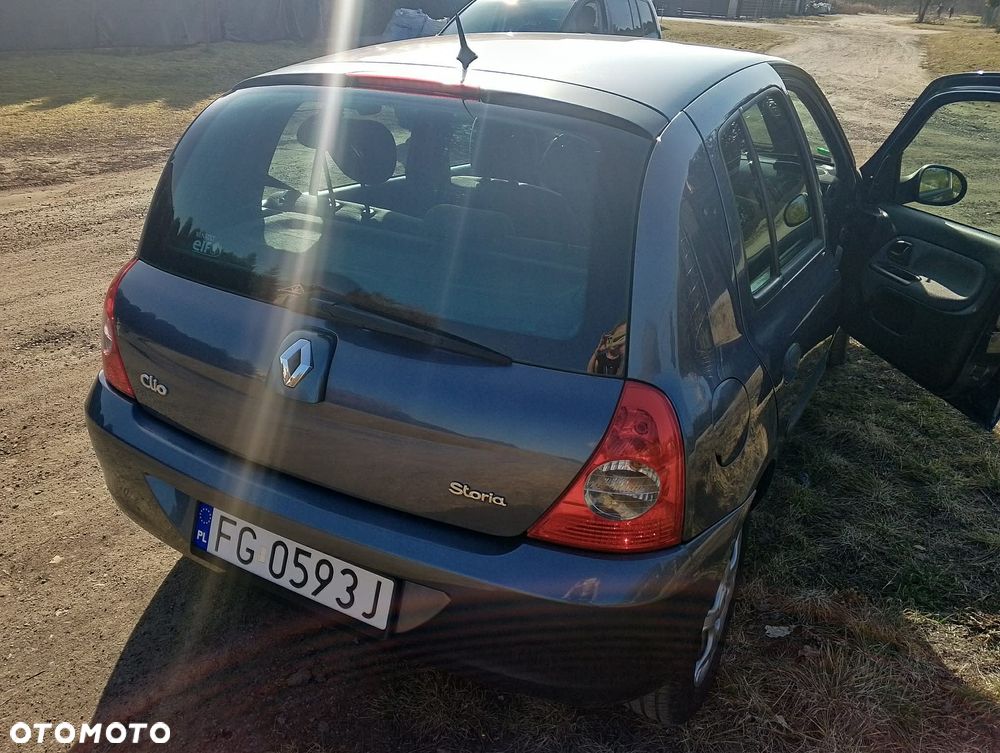Renault Clio - 5