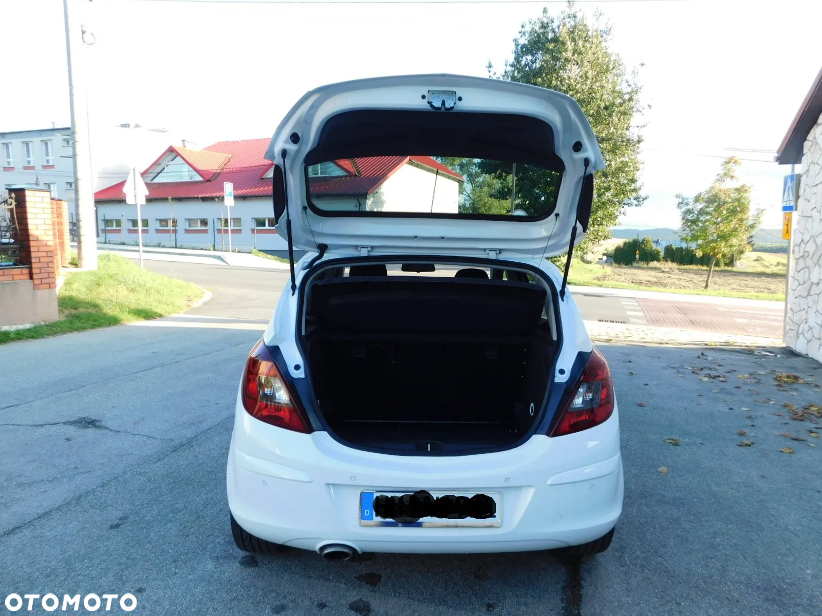 Opel Corsa 1.4 16V Innovation - 25