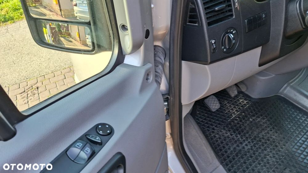 Volkswagen Crafter - 34