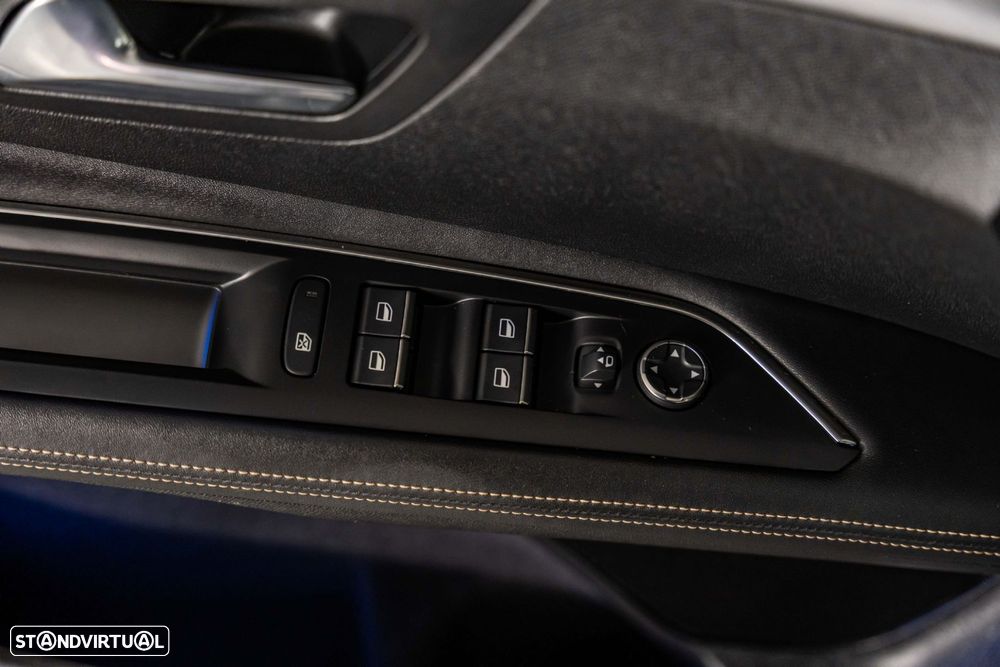 Peugeot 3008 1.6 Hybrid GT e-EAT8 - 25