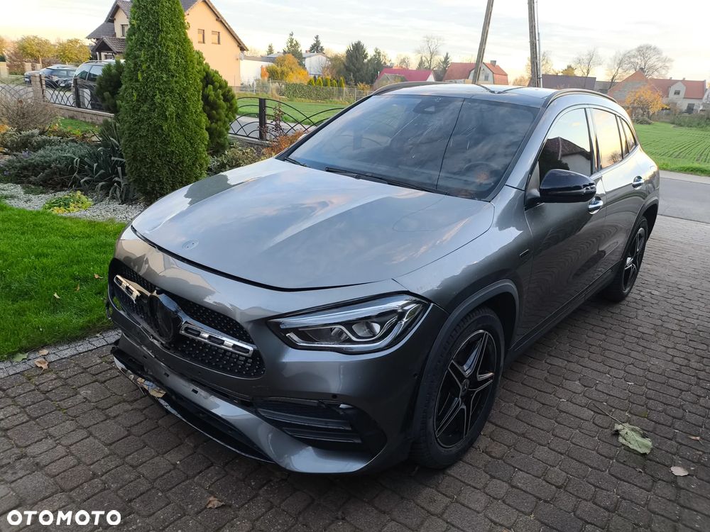 Mercedes-Benz GLA 250 e 8G-DCT Edition AMG Line - 21