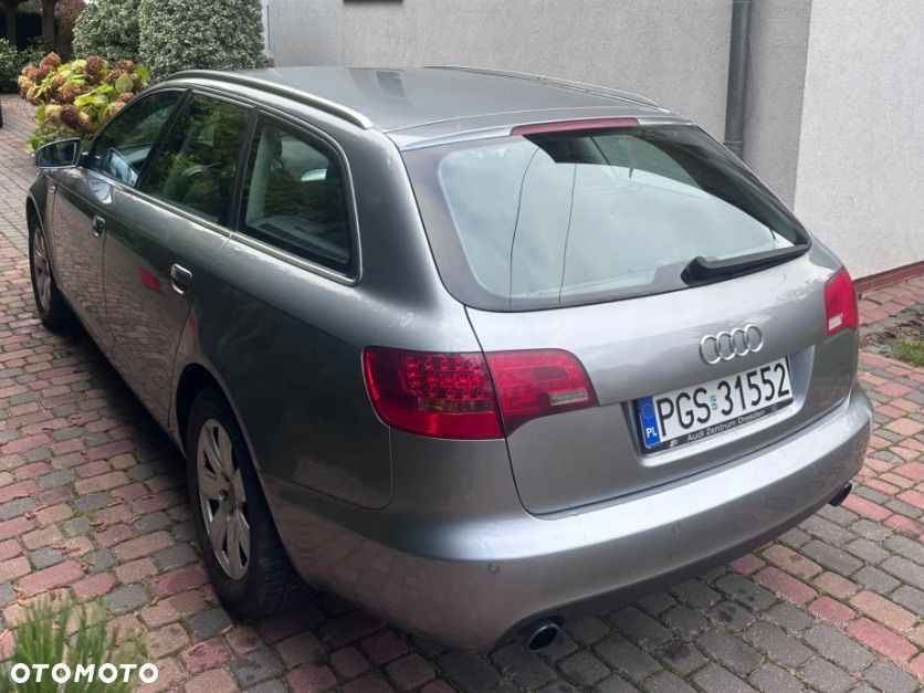 Audi A6 Avant - 4