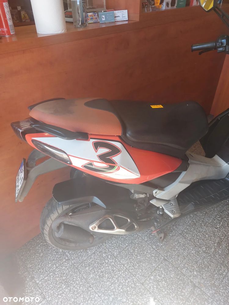 Aprilia SR - 5