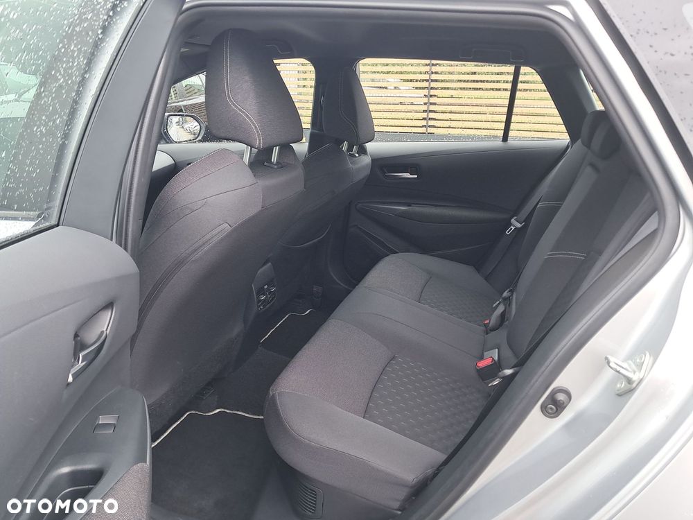 Toyota Corolla 1.8 Hybrid Comfort - 13