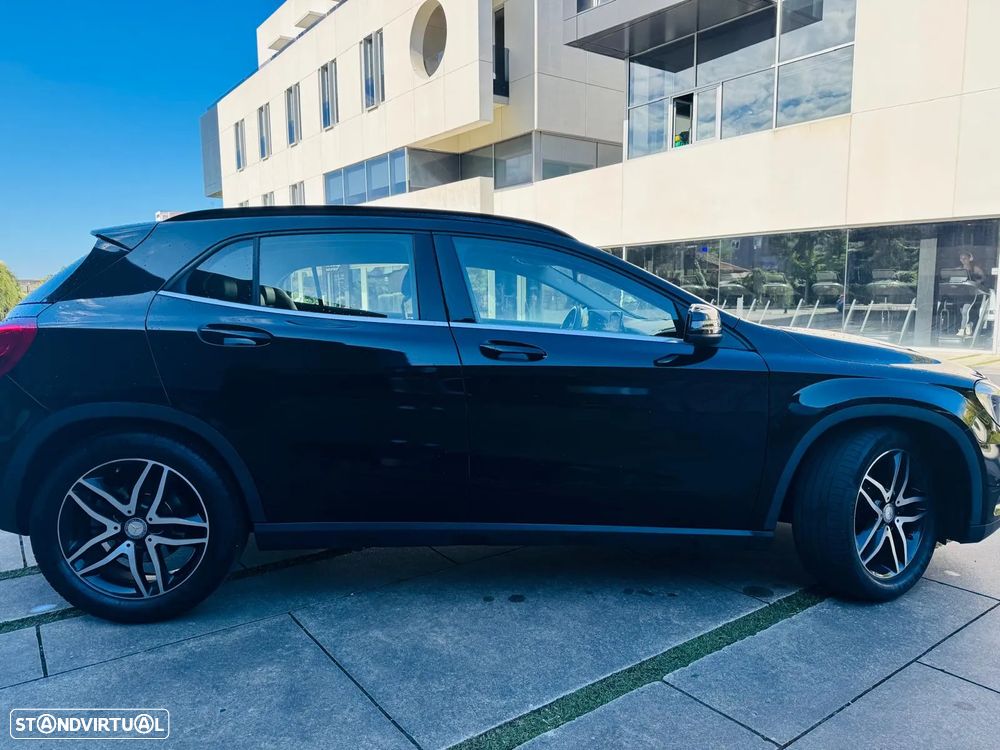 Mercedes-Benz GLA 180 - 7