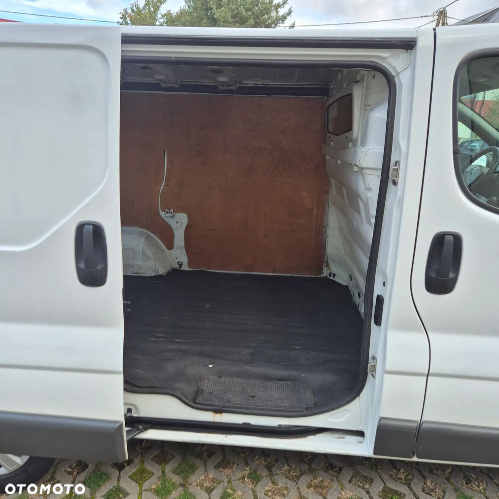 Renault Trafic - 19