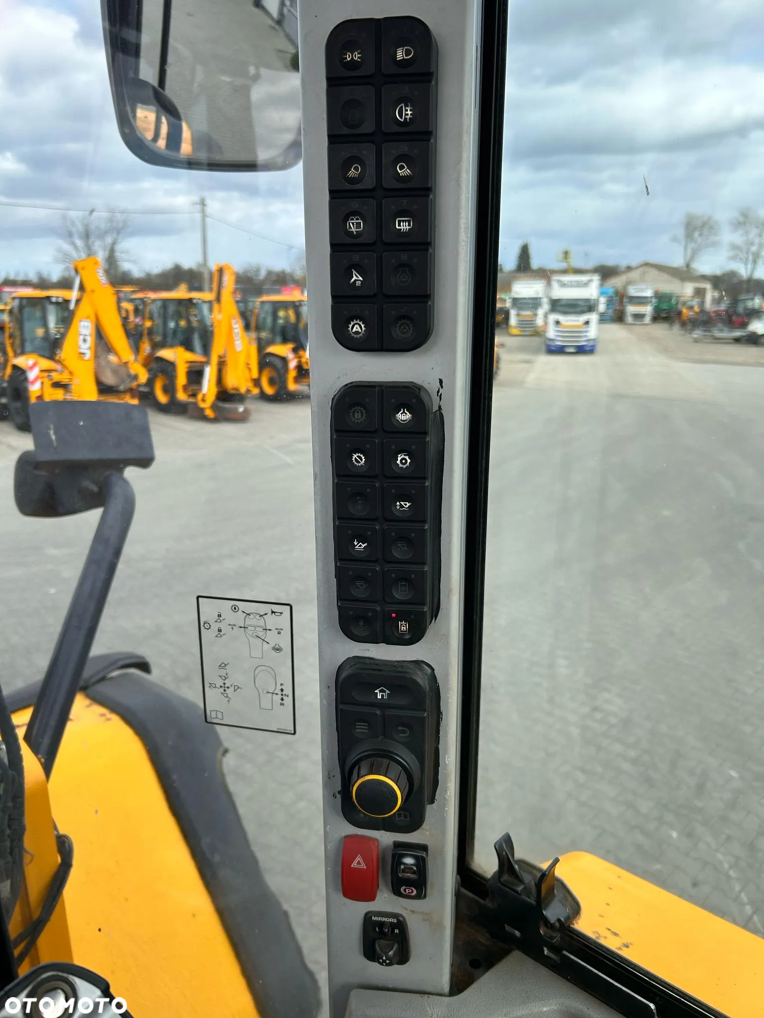 JCB WLS 457 HT T4F - 12