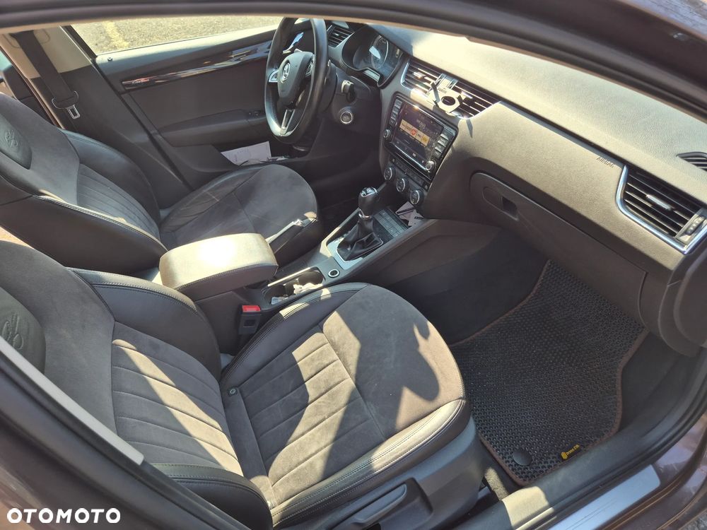 Skoda Octavia 2.0 TDI DSG L&K - 8