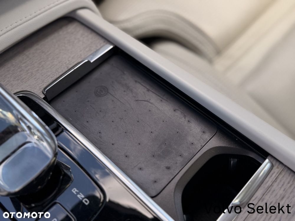 Volvo XC 90 - 16