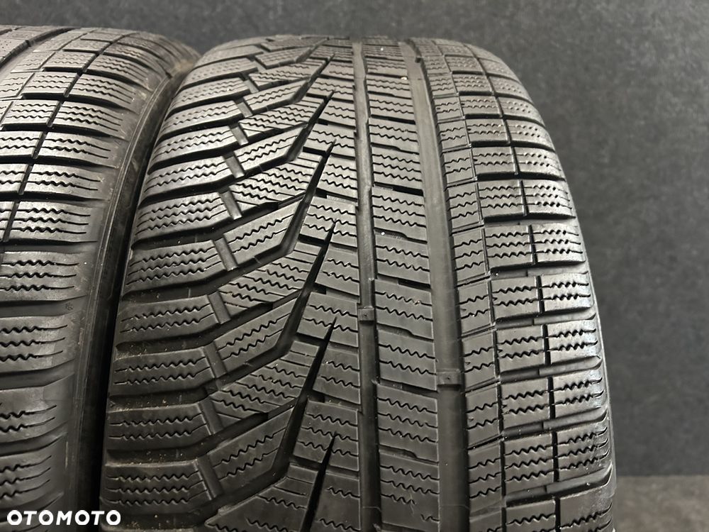Opony zimowe Hankook WinterIcept EVO 2 245/45/18 100V XL 2szt. - 3