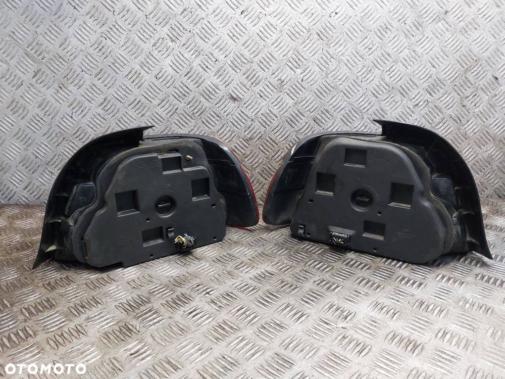 LAMPA LEWY TYŁ + PRAWY TYŁ BMW E39 520i SEDAN - 6