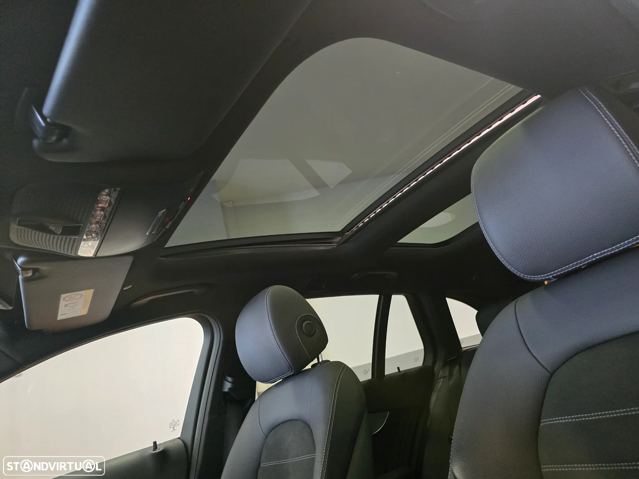 Mercedes-Benz C 300 de AMG Line - 21