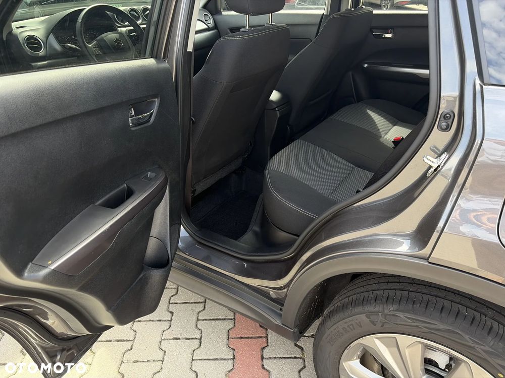 Suzuki Vitara 1.4 Boosterjet mHEV Premium Plus 2WD - 36