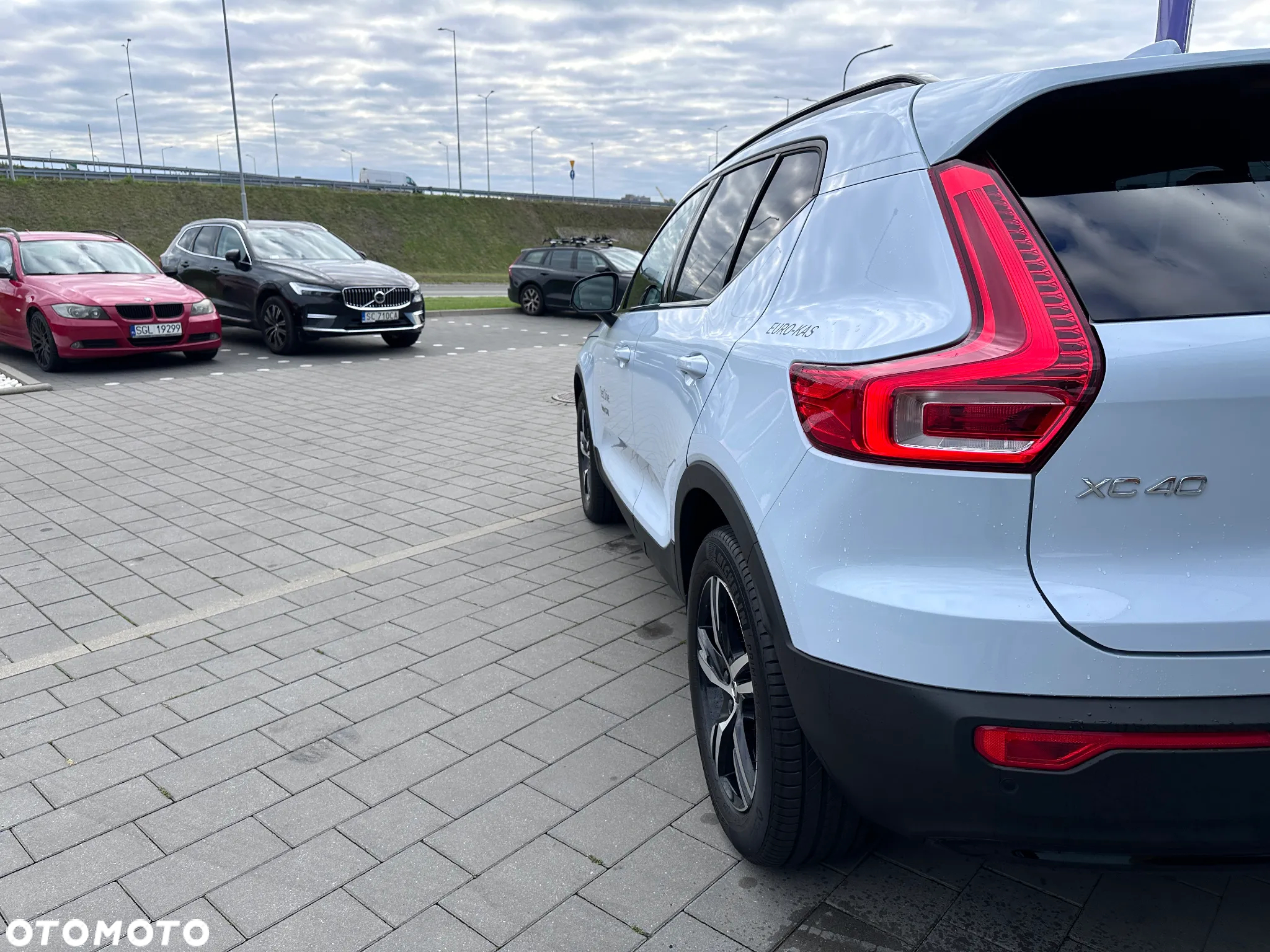 Volvo XC 40 B3 Plus Dark - 7