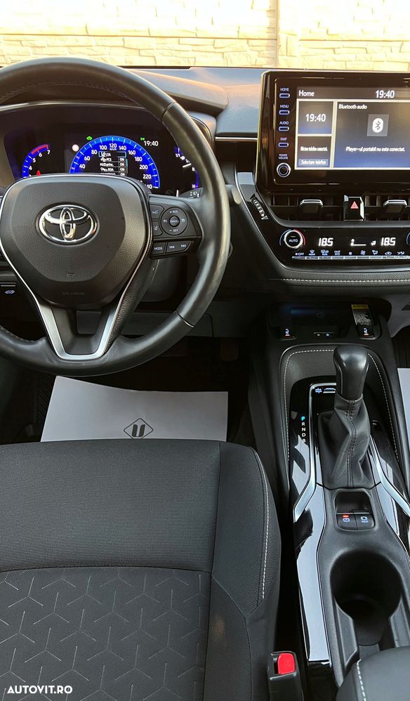 Toyota Corolla 1.8 HSD Exclusive interior Negru - 18
