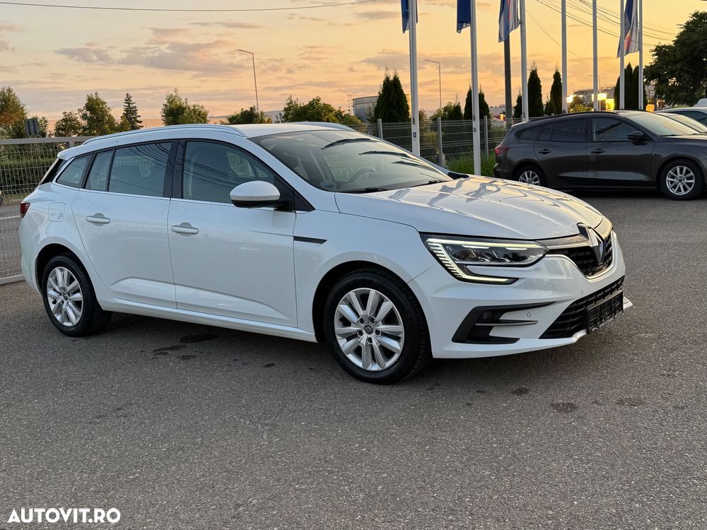Renault Megane TCe 140 GPF EDC BUSINESS EDITION - 14