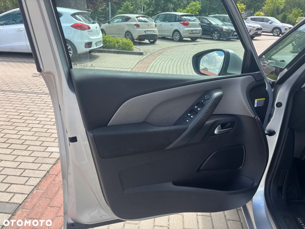 Citroën C4 Grand Picasso 2.0 HDi FAP (7-Sitzer) Exclusive - 38