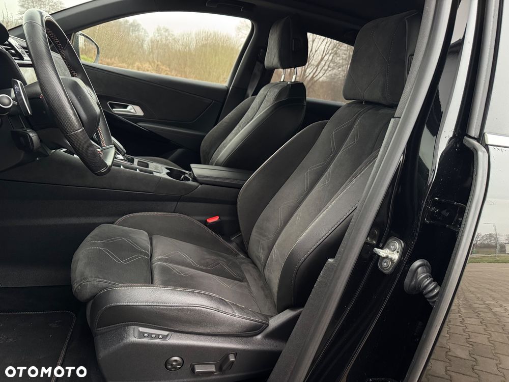 DS Automobiles DS 7 Crossback 1.6 PureTech Performance Line + - 6