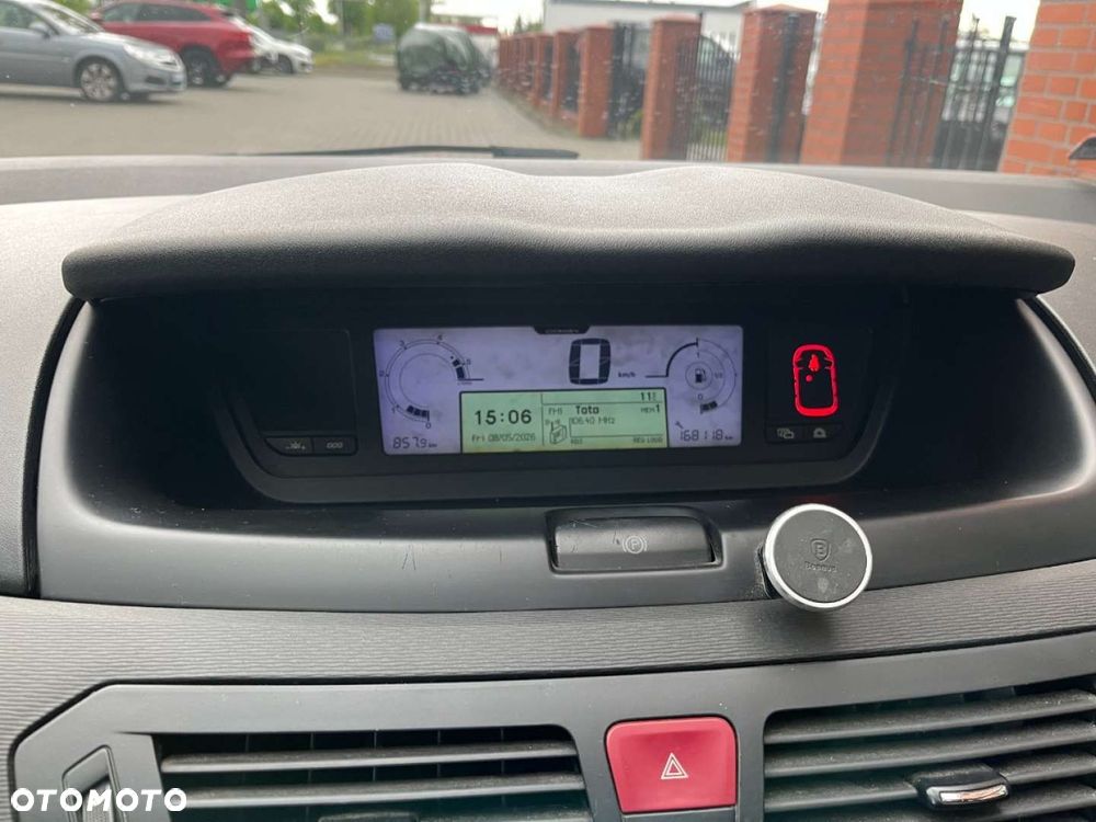 Citroën C4 Picasso 1.6 HDi FAP Style - 9
