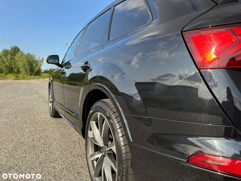Audi Q7 - 10