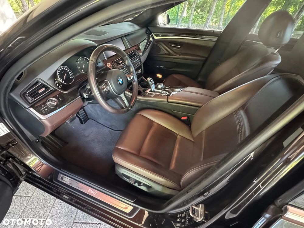 BMW Seria 5 520d Luxury Line - 15