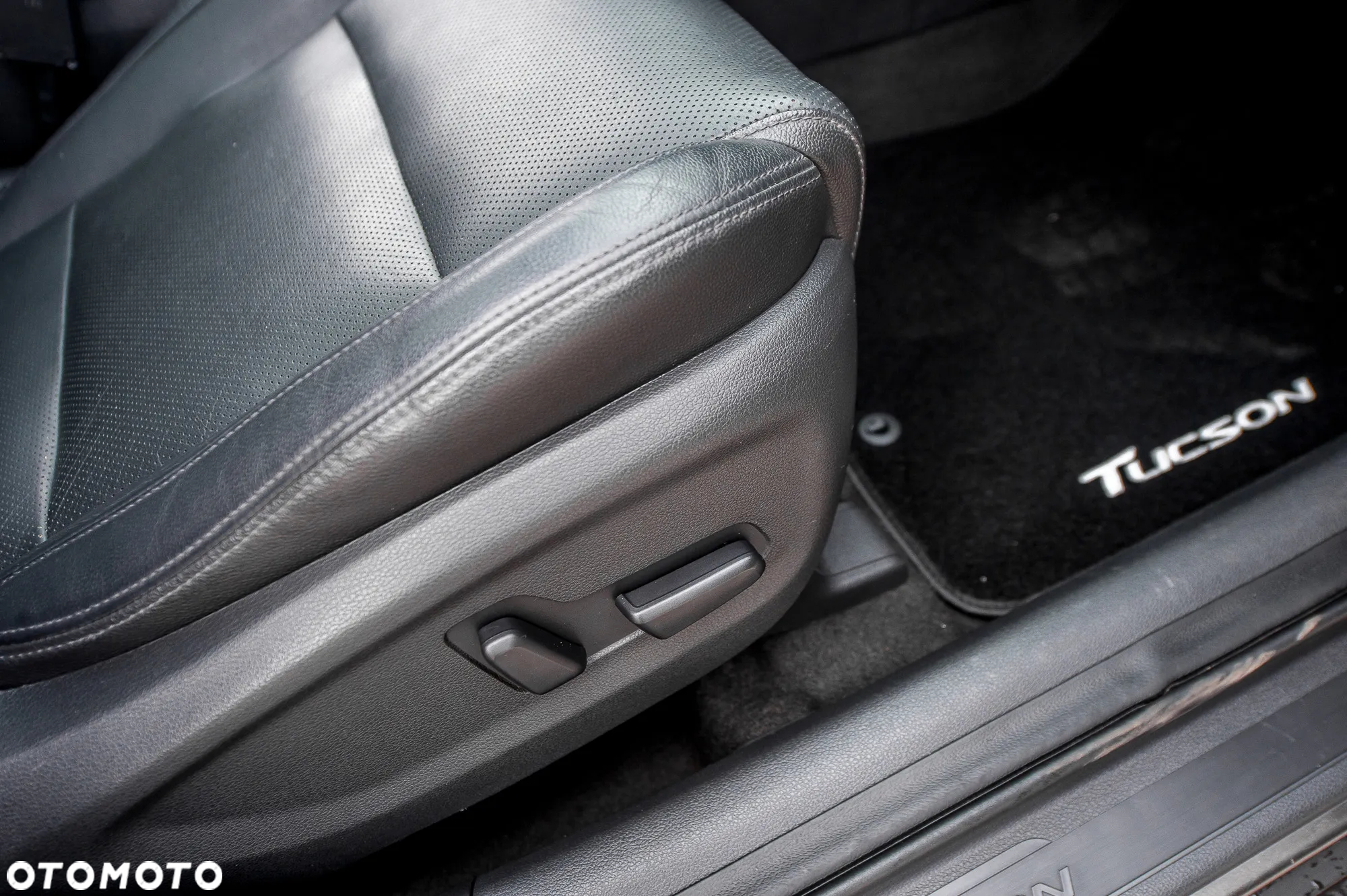 Hyundai Tucson 2.0 CRDi 4WD Automatik Passion Plus - 23