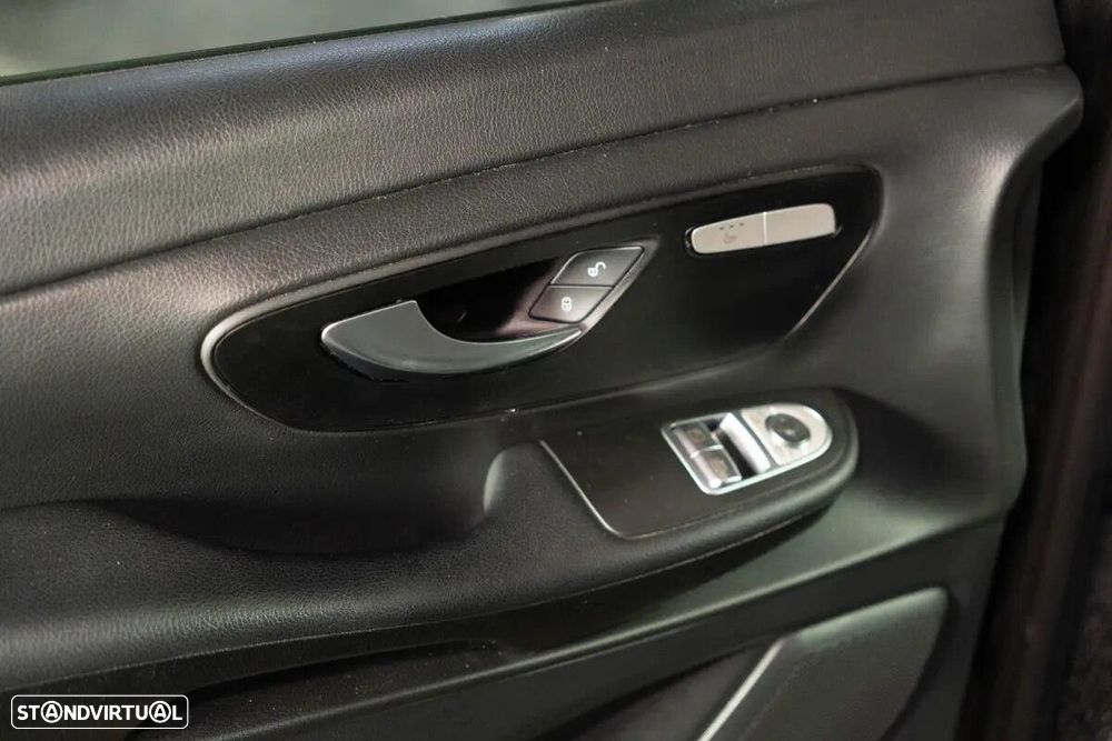 Mercedes-Benz EQV 300 - 41