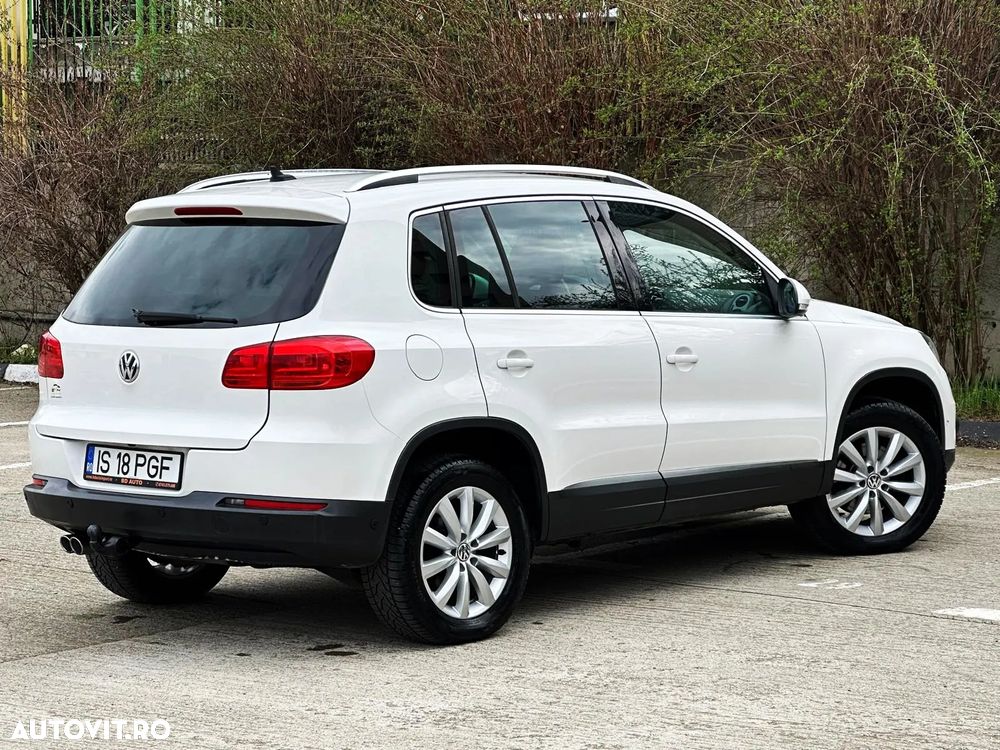 Volkswagen Tiguan 2.0 TDI DPF 4Motion BlueMotion Technology DSG Sport & Style - 4
