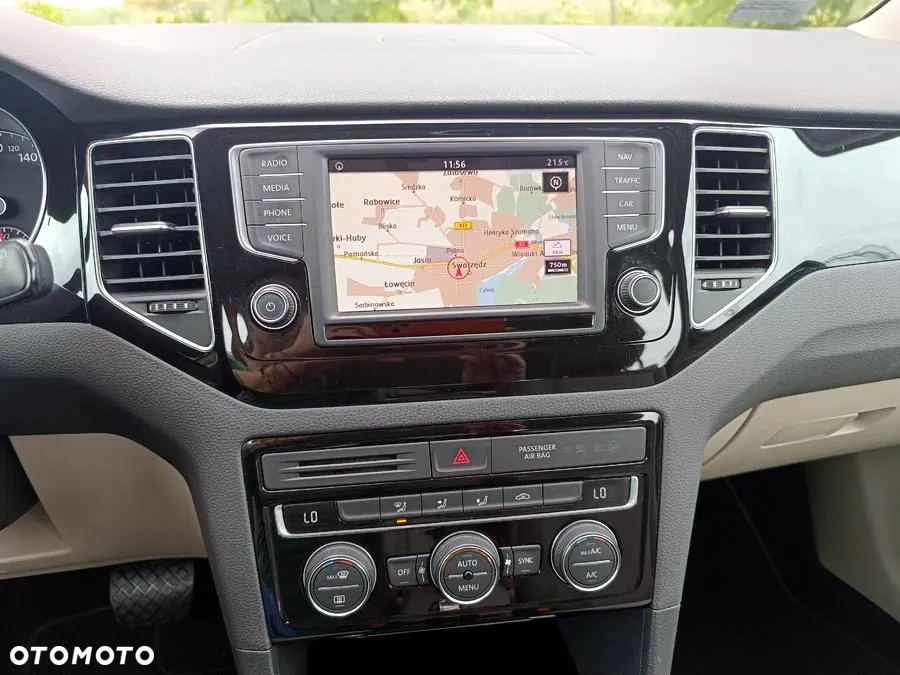 Volkswagen Golf VII 1.4 TSI BMT Highline DSG - 23