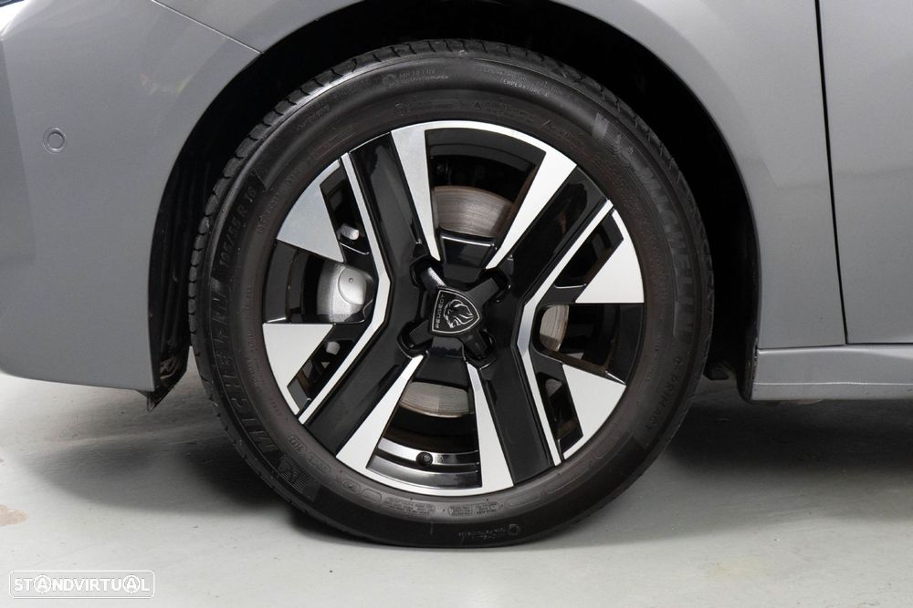 Peugeot 208 1.2 PureTech Allure - 19