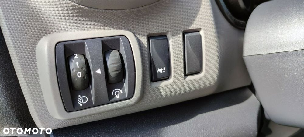 Renault Trafic - 24